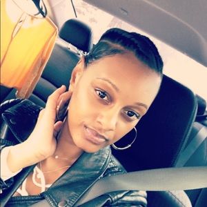 Meet your Posher, Antonisha